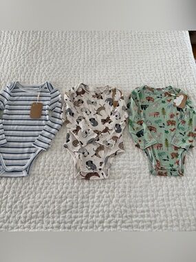 NWT Angel Dear Bamboo Set of 3 Long Sleeve Bodysuits Size 18-24M